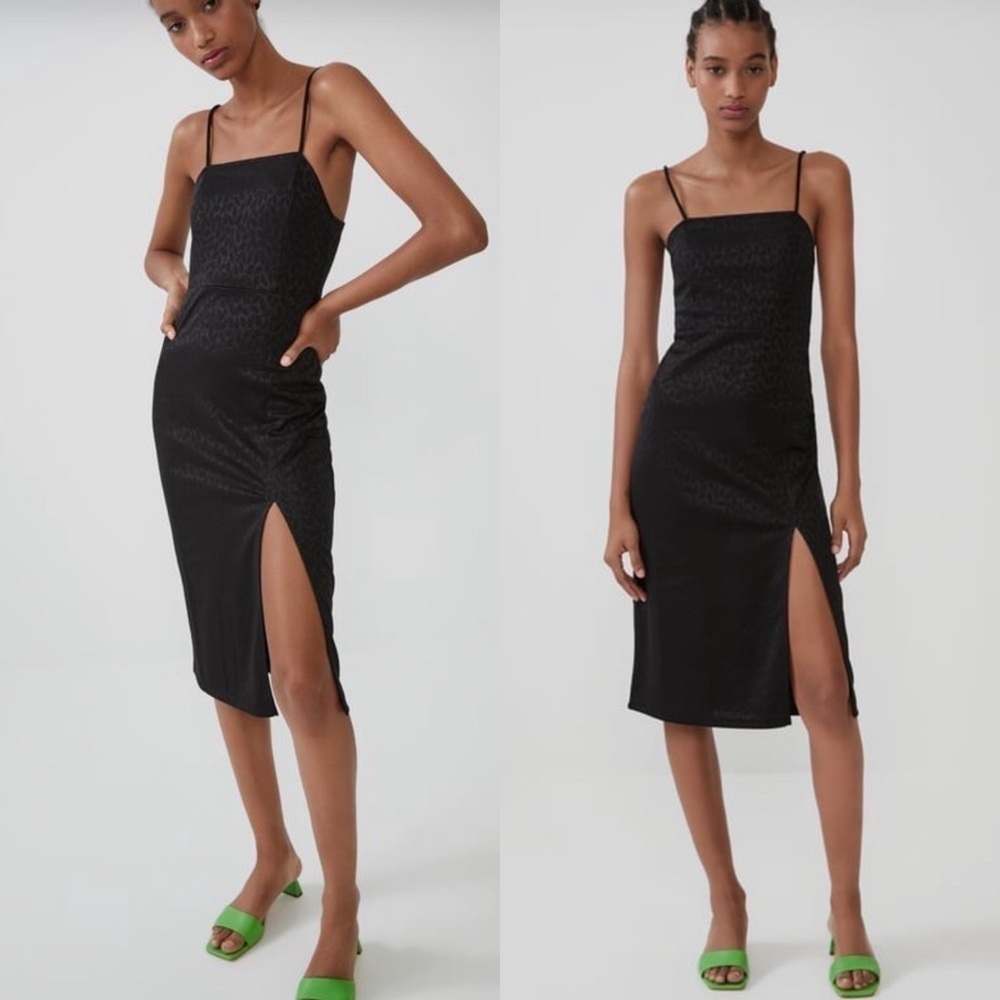 Zara‎ Textured Weave Printed Slit Midi Dress in Black Size Large